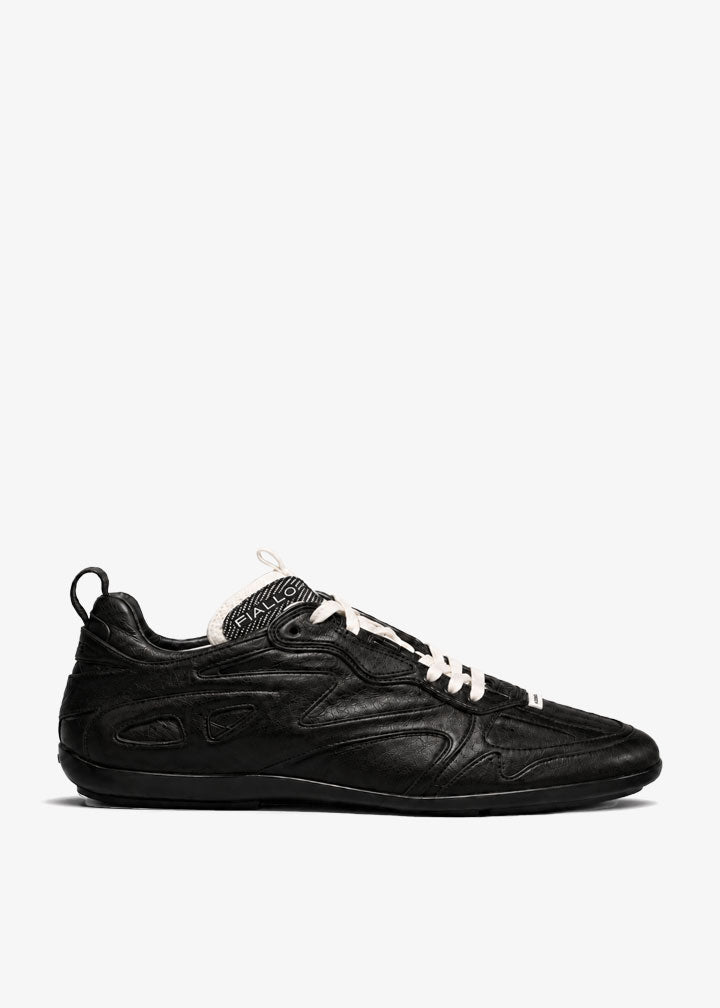 Low Cut — Black
